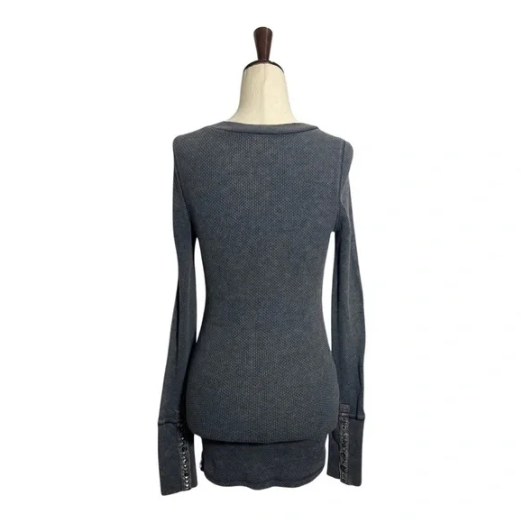 Free People • Studded Cuff Thermal Acid Wash Charcoal Gray S ASO Bella Swan - Picture 5 of 13